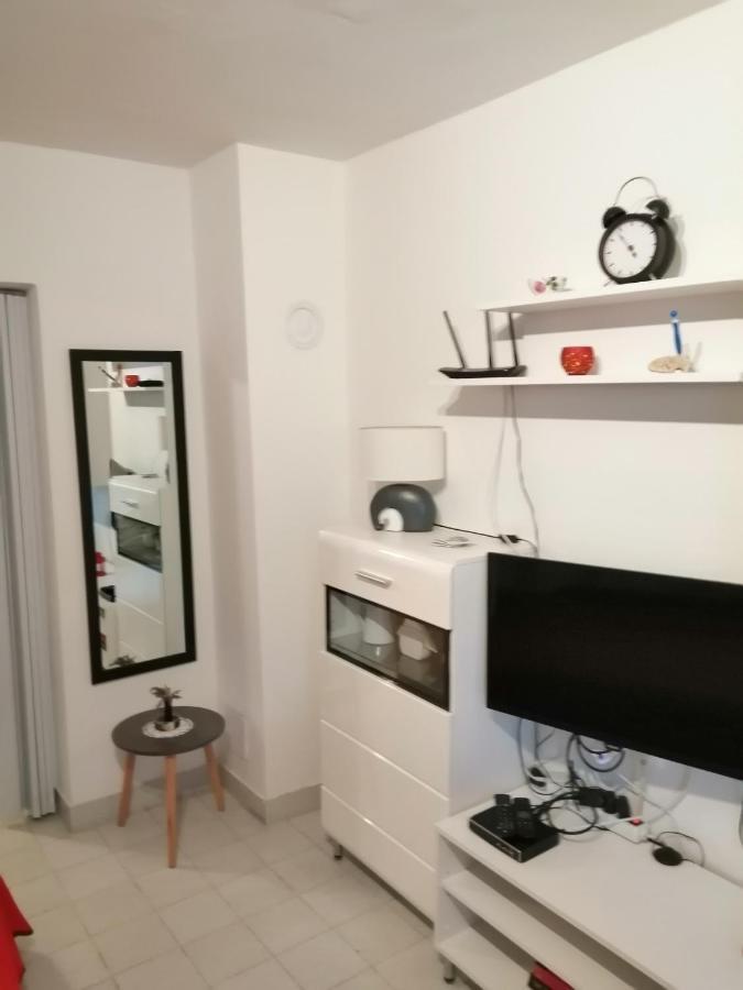 Apartment Rojal Mali Lošinj Exterior foto